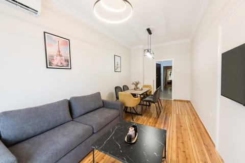 Portoseaview Apartments A Svolou 53 Apartment in Thessaloniki