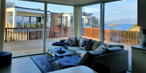 Day, Natural landscape, View (from property/room), Balcony/Terrace, Living room, Mountain view