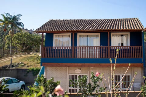 Facade/entrance, Balcony/Terrace, Parking