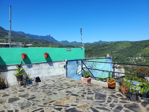 Balcony/Terrace, City view, Mountain view