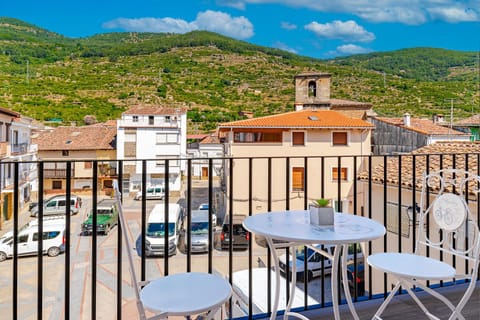 Natural landscape, Balcony/Terrace, Mountain view