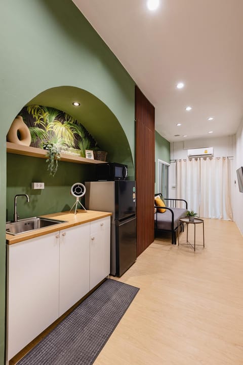 Kitchen or kitchenette, Living room