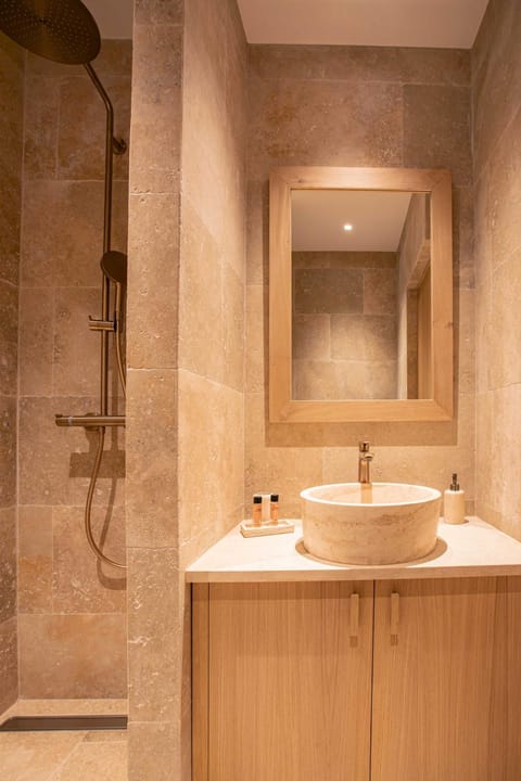 Magnificent apt - 2BR-6P - Heart of Saint-Tropez Apartment in Saint-Tropez