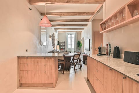 Magnificent apt - 2BR-6P - Heart of Saint-Tropez Apartment in Saint-Tropez