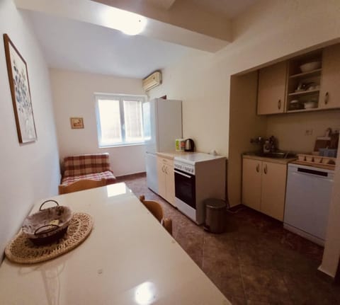 Guest House Villa Orlica Apartment in Kotor Municipality