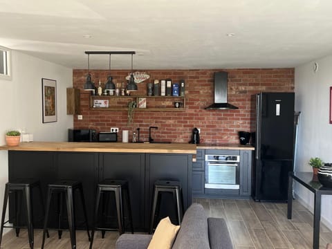 Appartement Valcros - Jardin Vue Mer Apartment in La Londe-les-Maures