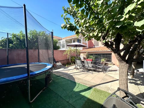 Balcony/Terrace, Guests, young children