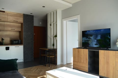 TV and multimedia, Kitchen or kitchenette