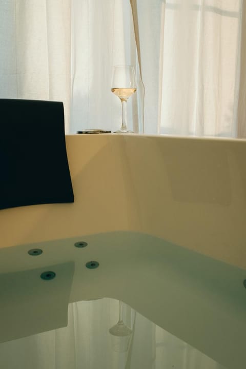 Hot Tub, Spa and wellness centre/facilities