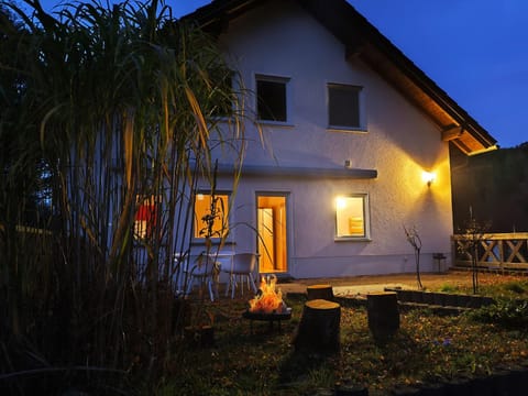 Property building, Balcony/Terrace, Autumn