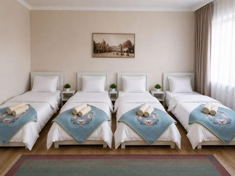 Bed, Photo of the whole room, towels