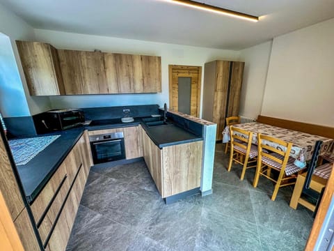 Cesa Bernard - Aloch Apartment in Pozza di Fassa