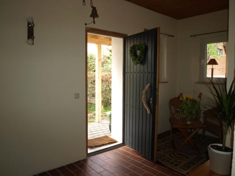 Facade/entrance, Photo of the whole room