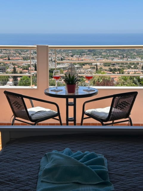 1 PMP Adamia the best sea view Apartment in Peyia