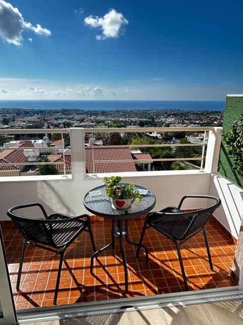 1 PMP Adamia the best sea view Apartment in Peyia