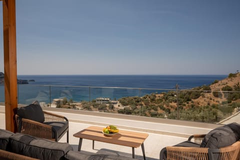 View (from property/room), Balcony/Terrace