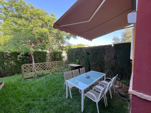 Garden, Garden
