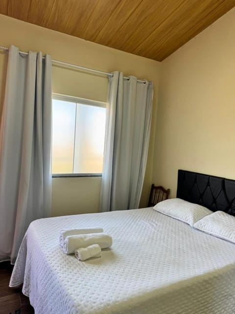 Suíte Casa de Luz-Lar na Serra-Quarto-01 - Duplo ou Triplo Hotel in Miguel Pereira