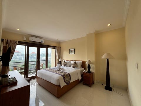 Photo of the whole room, Bedroom, towels