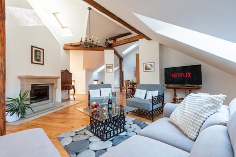 TV and multimedia, Living room