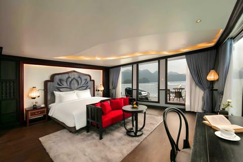 Bed, Living room, Photo of the whole room, Seating area, Dining area, Bedroom
