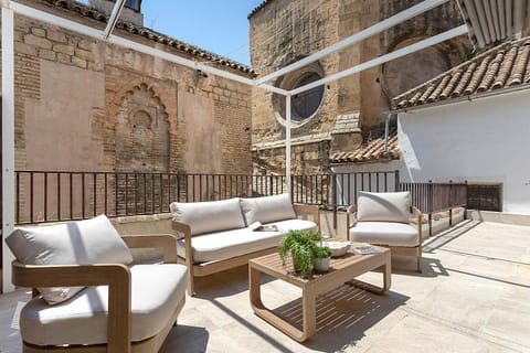 Spring, Summer, View (from property/room), Balcony/Terrace, Living room, Seating area