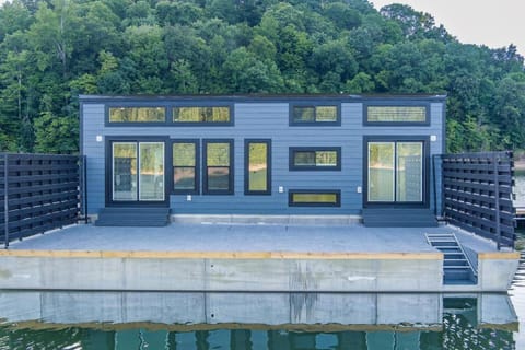 On - Water 20 Docked boat in Lake Cumberland