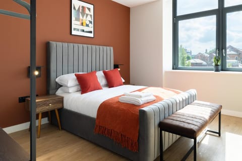 Bed, Photo of the whole room, Bedroom