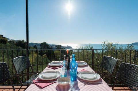 Day, View (from property/room), Balcony/Terrace, Balcony/Terrace, Dining area, Sea view