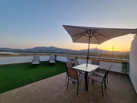 Balcony/Terrace, Mountain view, Sunset