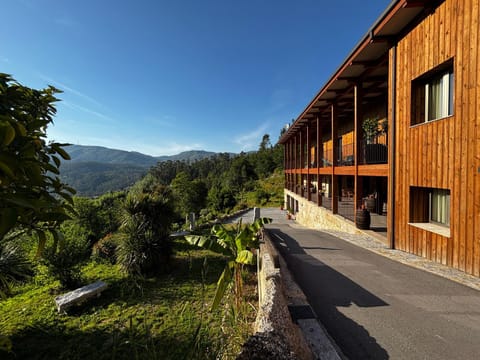Property building, Day, Mountain view