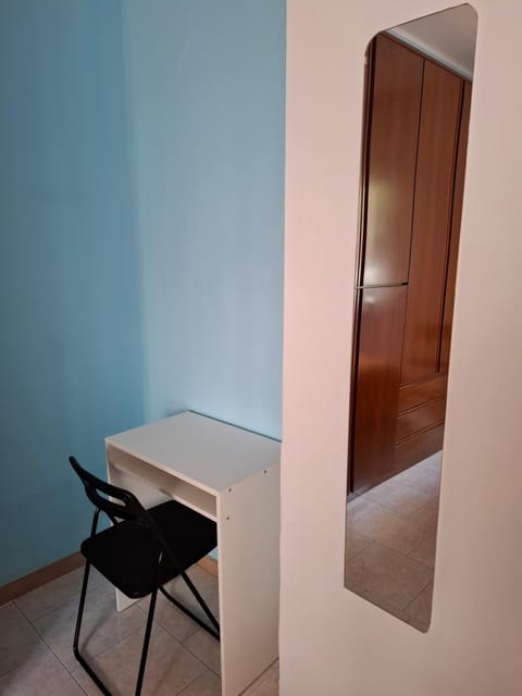 FARE BnB - Room Porta Castello Bed and Breakfast in Reggio Emilia