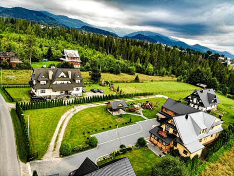 Bird's eye view, Mountain view