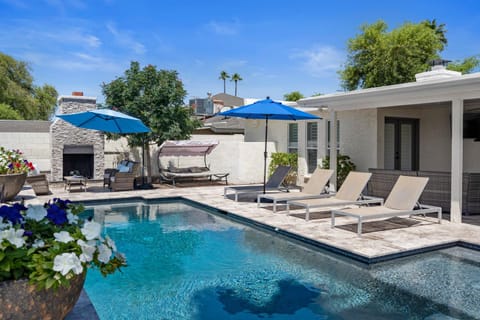 The Bridle is Right - *Heated Saltwater Pool* House in Mesa