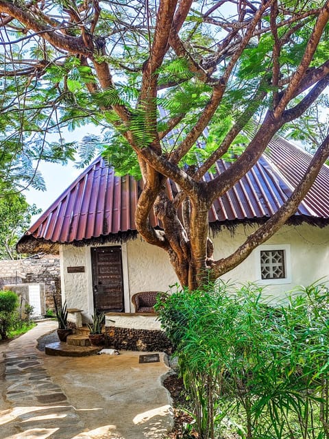 Property building, Garden, Balcony/Terrace, Garden view