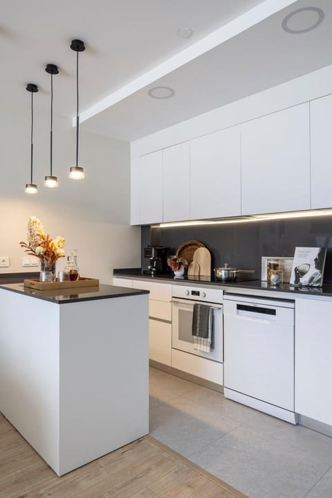 Coffee/tea facilities, Kitchen or kitchenette, dishwasher