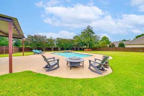 Fire Pit and Sauna Spacious Lake Texoma Retreat! House in Lake Texoma