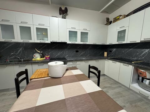 Il destino rooms Bed and Breakfast in Vlorë County, Albania