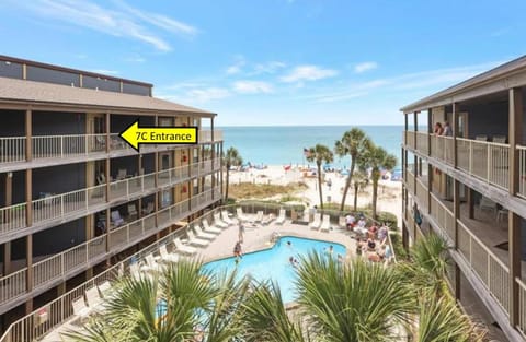 Natural landscape, Balcony/Terrace, Beach, Pool view, Sea view, Swimming pool