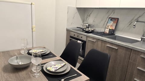 Kitchen or kitchenette, Dining area, stove, kitchen