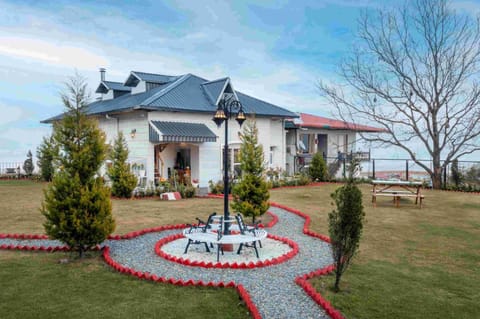 Property building, Garden