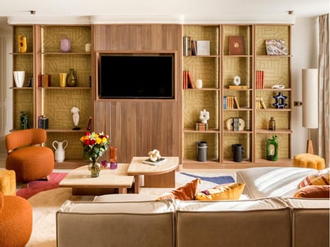 TV and multimedia, Living room