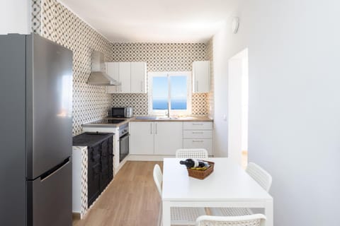 Casa Camila - Charming retreat & terrace, Hierro Apartment in El Hierro