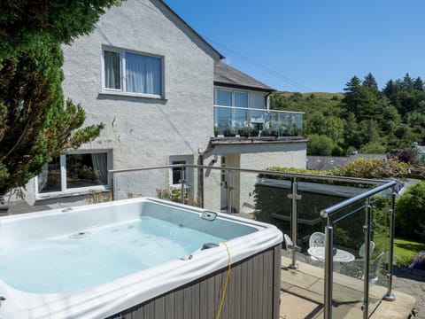 Patio, Garden, Hot Tub, Hot Tub, Other, Garden view, Pool view