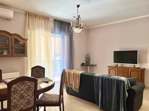 Artistic Retreat Apartment in Nafplion