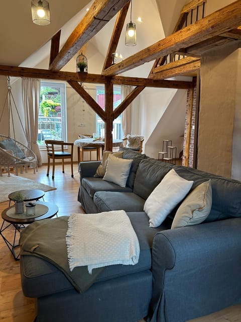 Living room, Photo of the whole room, Seating area