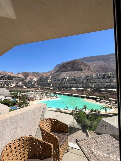 Patio, Nearby landmark, Day, Natural landscape, Bird's eye view, View (from property/room), Balcony/Terrace, City view, Garden view, Lake view, Landmark view, Mountain view, Pool view, Sea view, Street view, Swimming pool, Quiet street view, sunbed