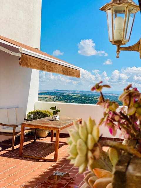Off site, Balcony/Terrace