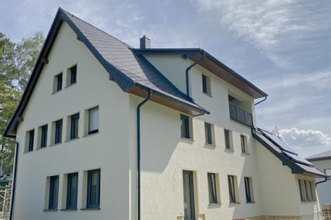 Property building, Day