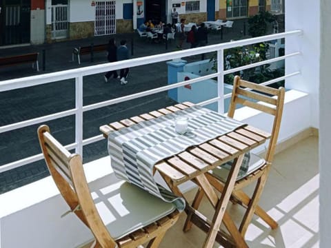View (from property/room), Balcony/Terrace, Dining area